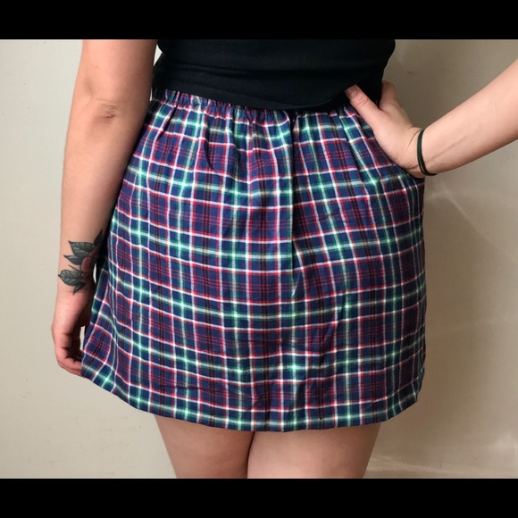 Plaid High Waisted Skirt - Picture 2 of 5